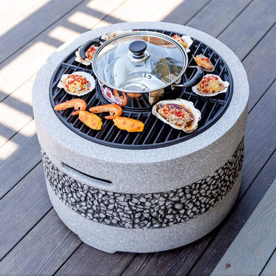 외관 뒷마당 정원 불덩어리 인위 돌과 석탄 BBQ 그릴